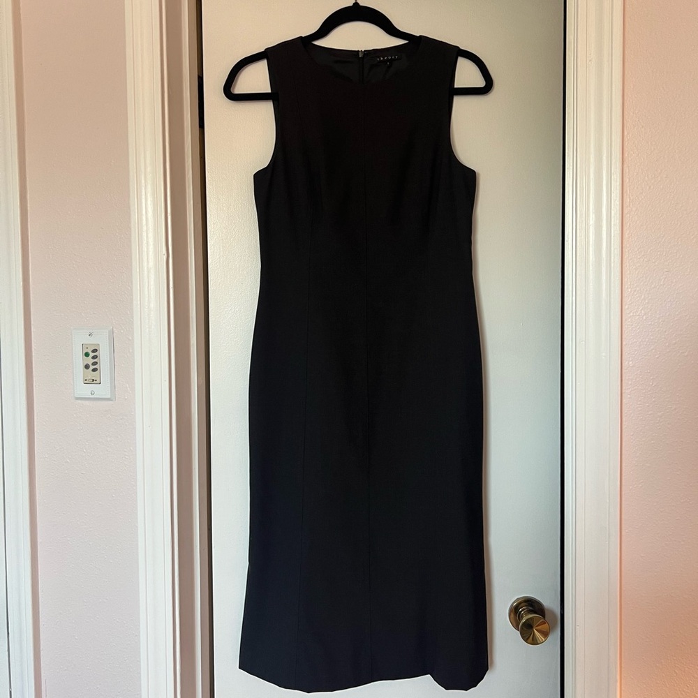Theory Elegant Black Sleeveless Midi Dress
